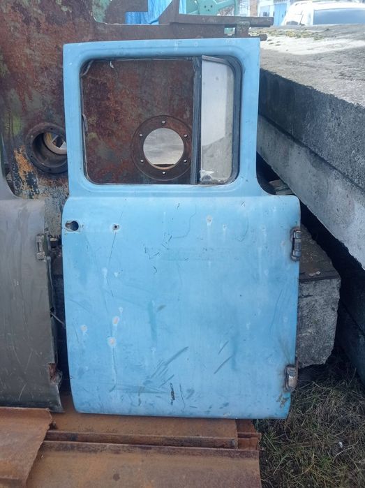 Продам двері ЗІЛ 130