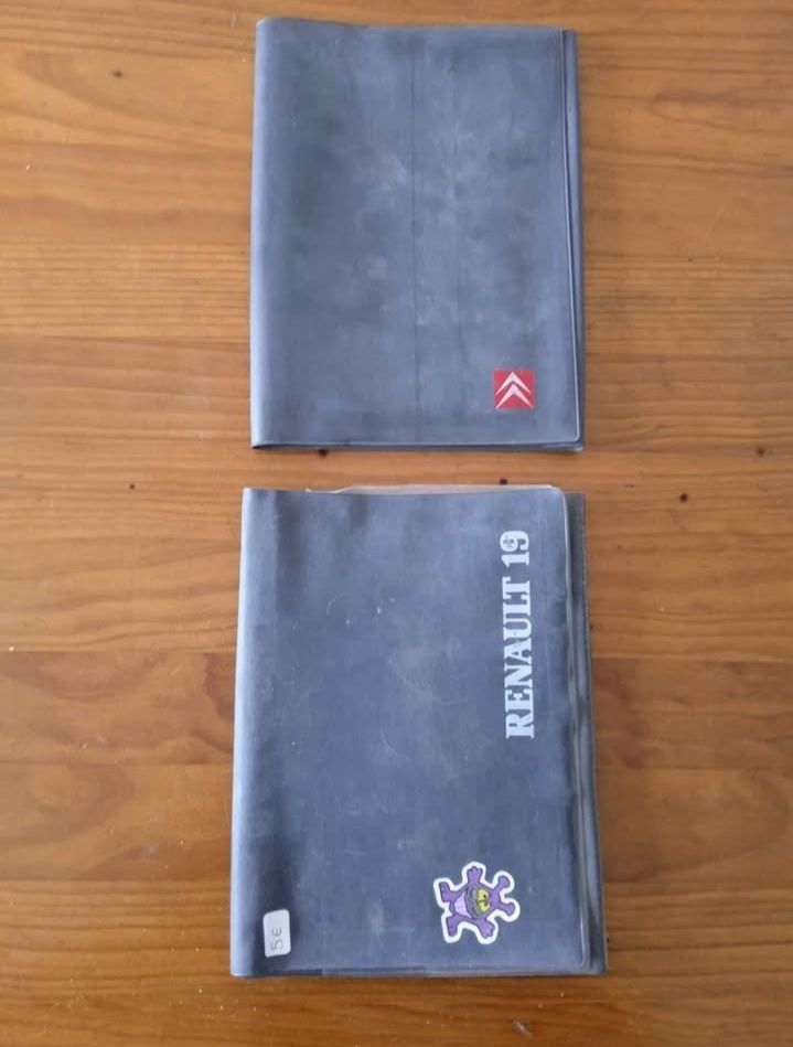 Capas e manuais vários