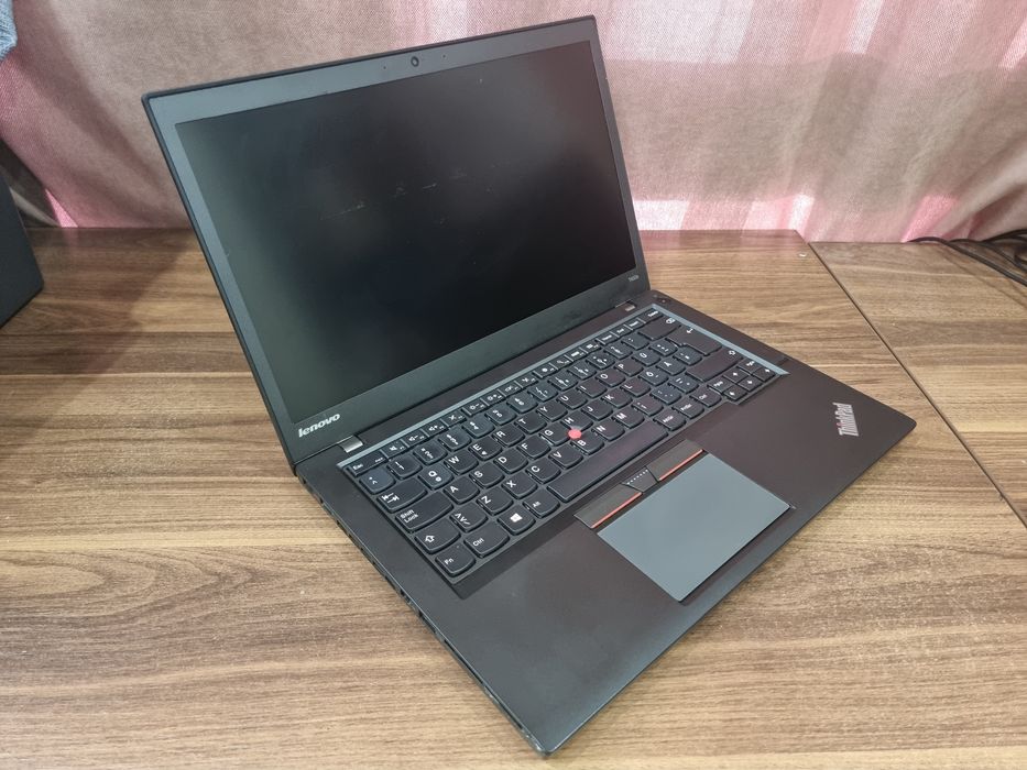 Робочий Ноутбук Lenovo ThinkPad T450s i5-5300U / 12gb RAM / 240gb SSD