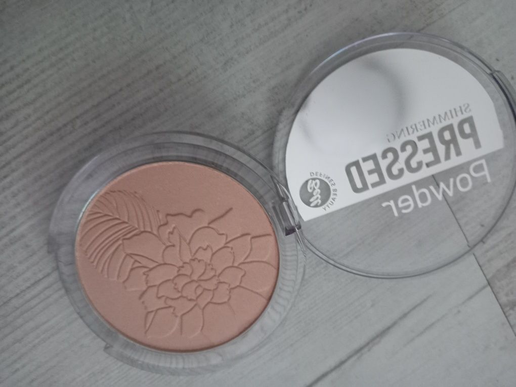 Puder do twarzy slow glow nowy