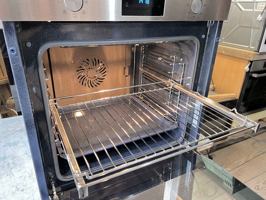 Духовка духовка Samsung (Малайзія)