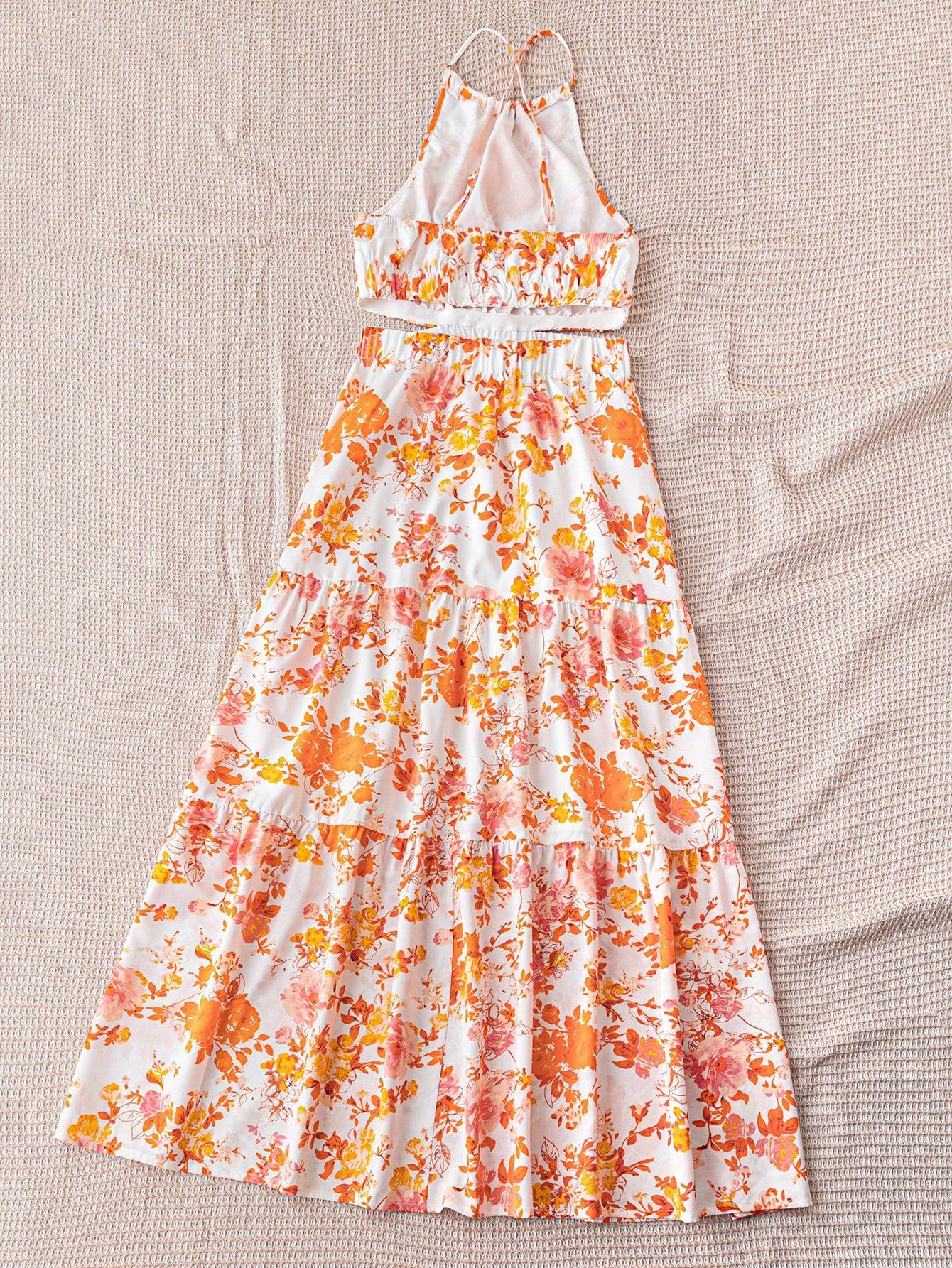 Sukienka Letnia Boho W Kwiaty Z Wycięciem W Talii Maxi Casual Shein S