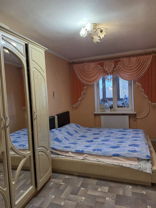 Кімнату в 3х комн квартирі