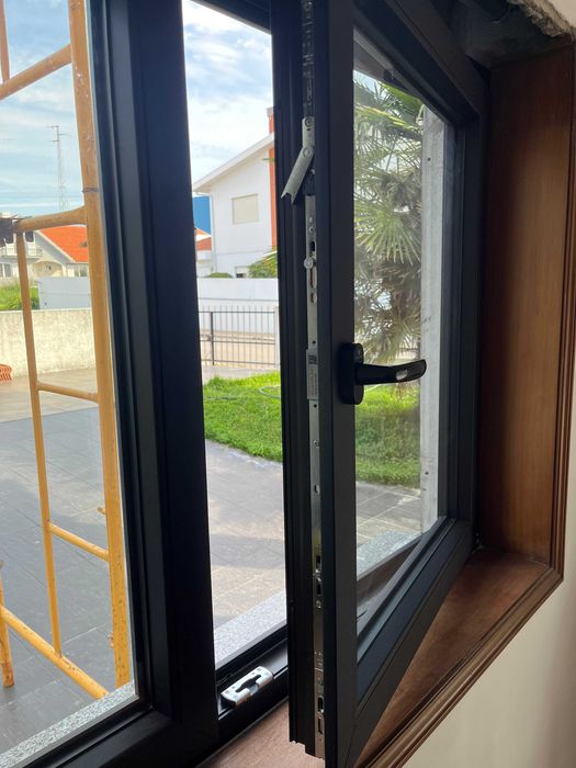 Janelas PVC Kommerling