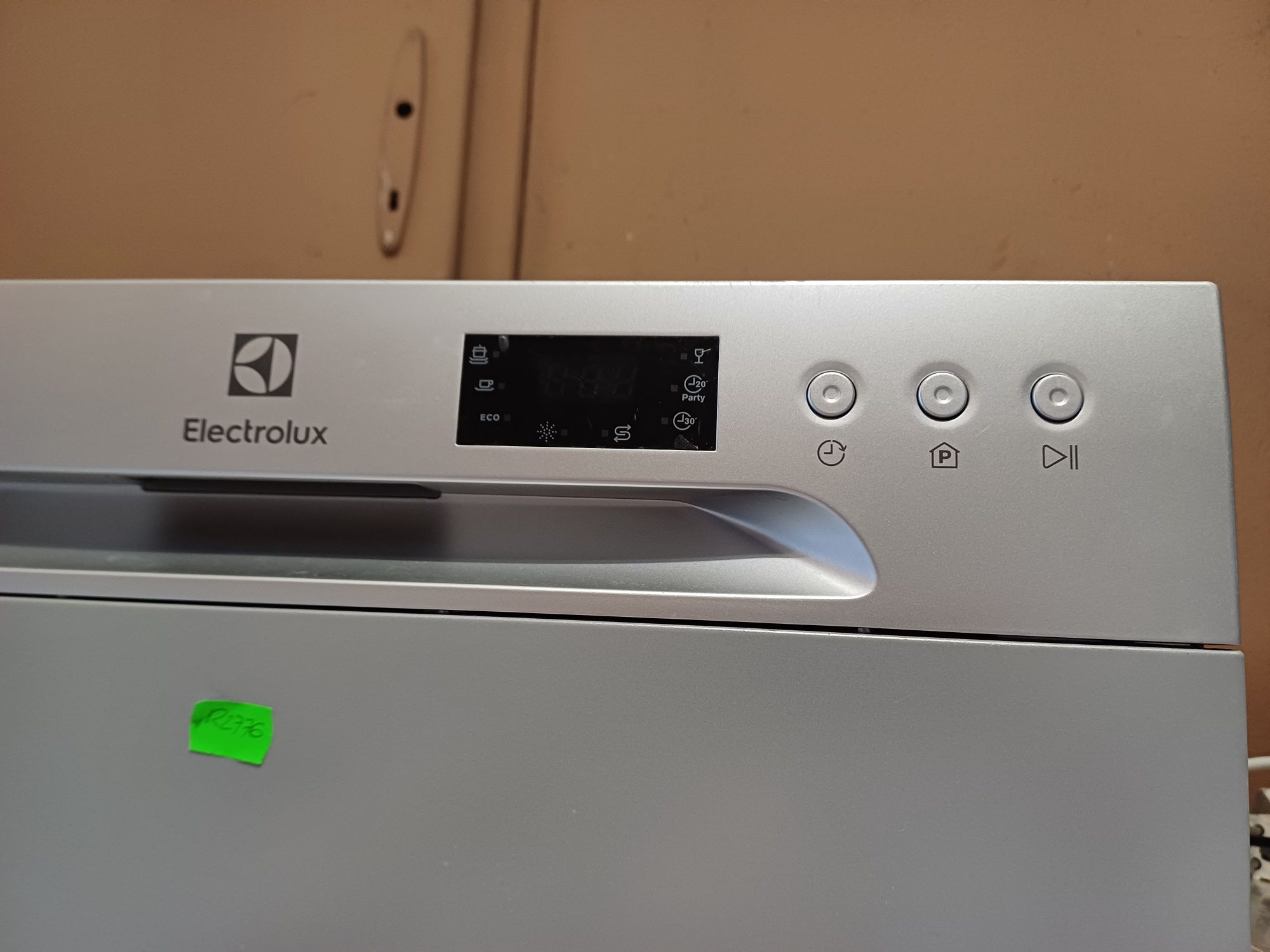 Kompaktowa zmywarka Electrolux
