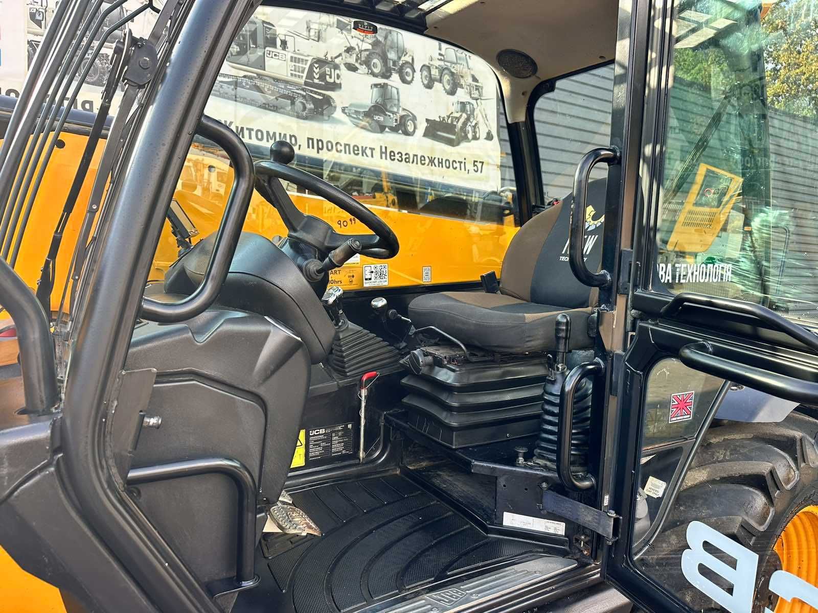 Навантажувач телескопічний JCB 540-140 2019р.