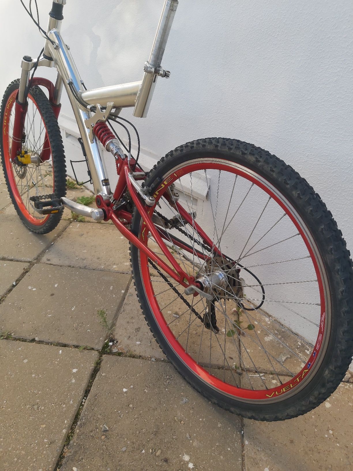 Bicicleta como nova
