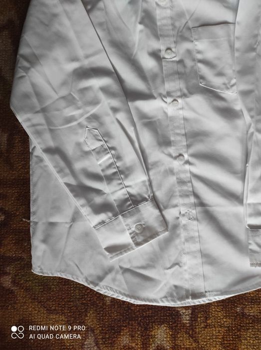 Сорочка біла для хлопчика 8, 13-14 років.