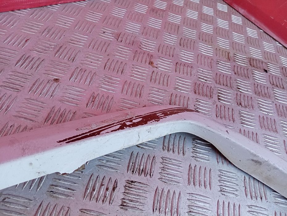 Накладка бампера Спринтер 906 Mercedes Sprinter W906 молдинг спрінтер