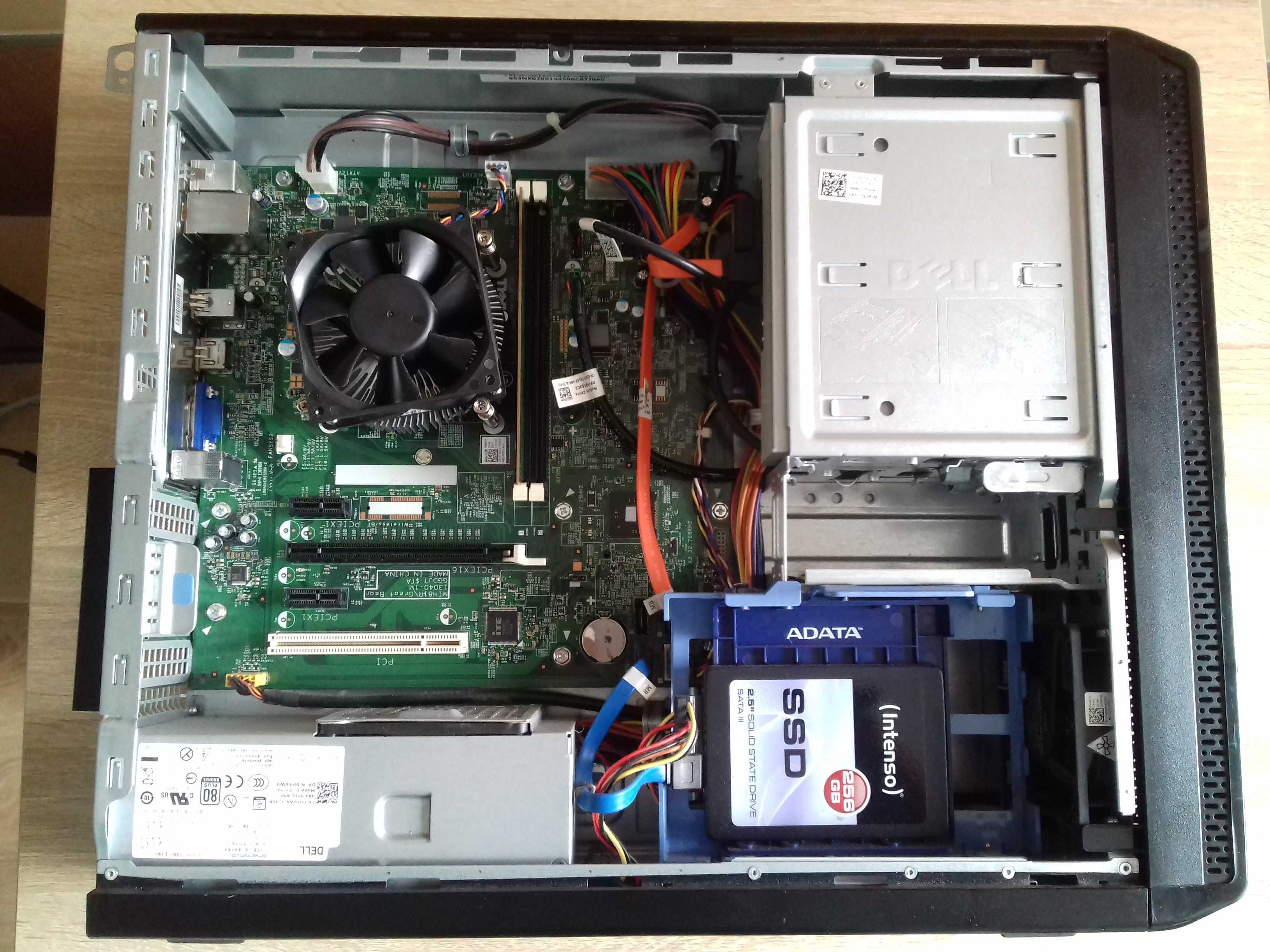 SFF, Dell Vostro 3800, i3-4150, SSD 240GB, DDR3 4GB, mała obudowa, HDM