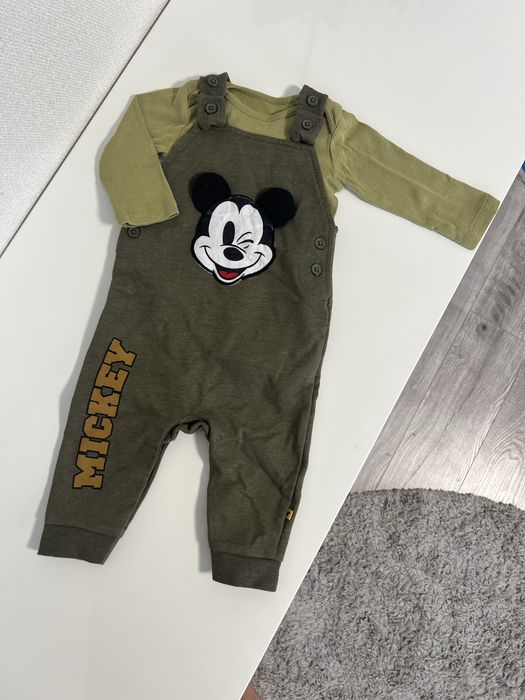 Теплий одяг на хлопчика осінь. 6-9, 9-12 74,80 костюм, чоловічок жилет