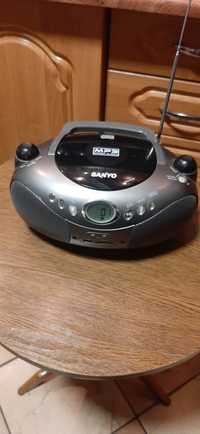Bombox Sanyo radio MP-3 USB sprawne