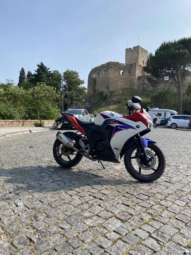 Honda cbr 125 ano 2013