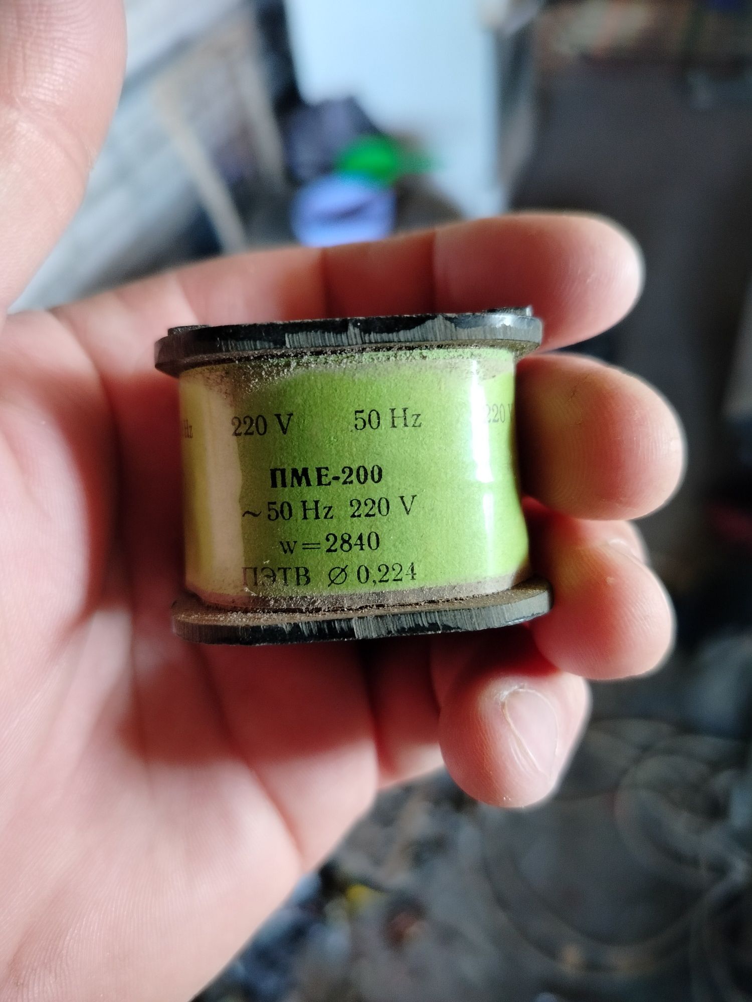 Продам трансформатори, кабель,придохранітілі.