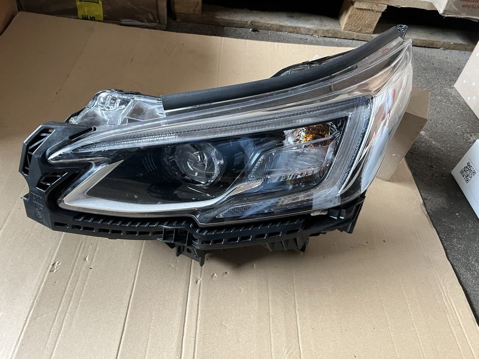 Фара ліва 26 Subaru Outback BT Legacy Bw b16 2020 2021 2022 84002AN13A