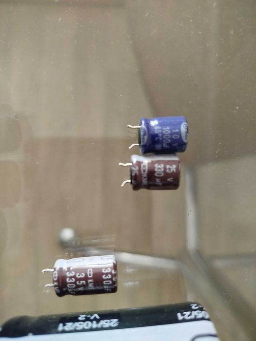 Конденсатор KENDE CD294 470uF 400V