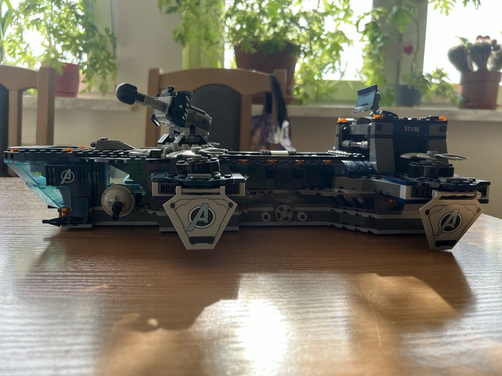 Lego avengers zestaw 76153