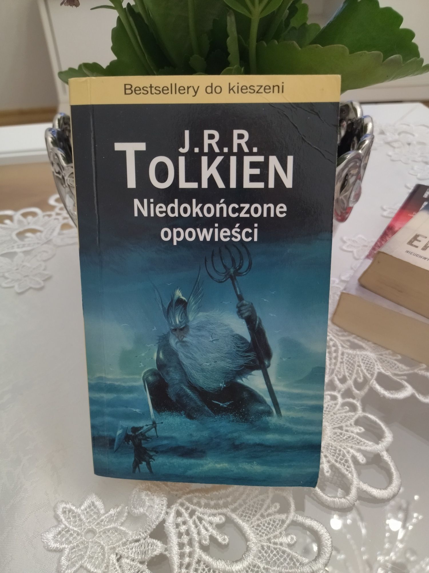 Książka J.R.R. Tolkien Niedokończone opowieści