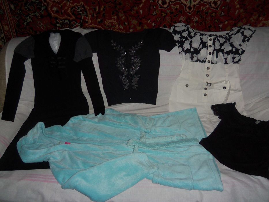 Платья, джинсы, кофты, одежда для девушки 40-46р,