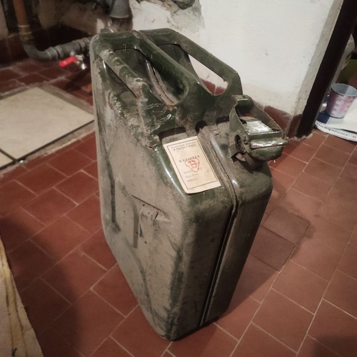 Kanister 20 l PRL orginalna papierowa metka!!!