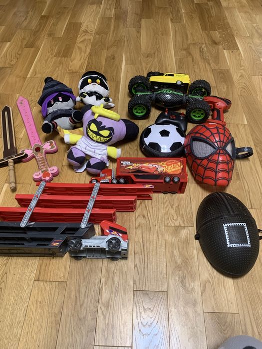 Машинки на пультиках