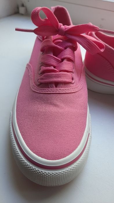 Літні жіночі мокасини