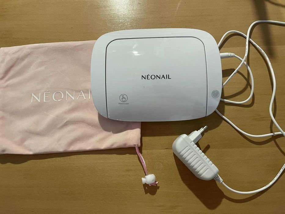 Zestaw NeoNail z lampą Futuro Touch