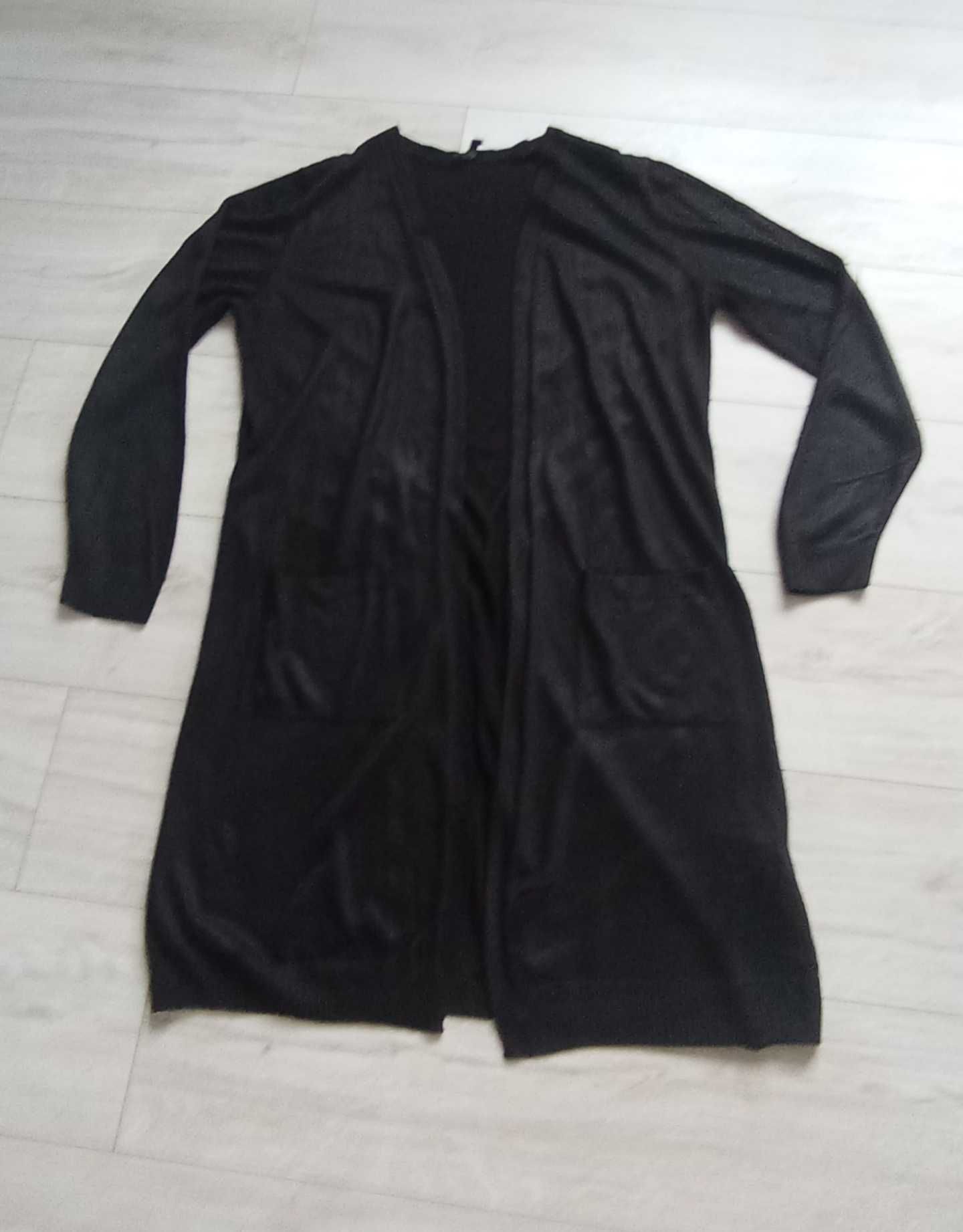 Kardigan DeFacto 40 L sweter długi czarny.