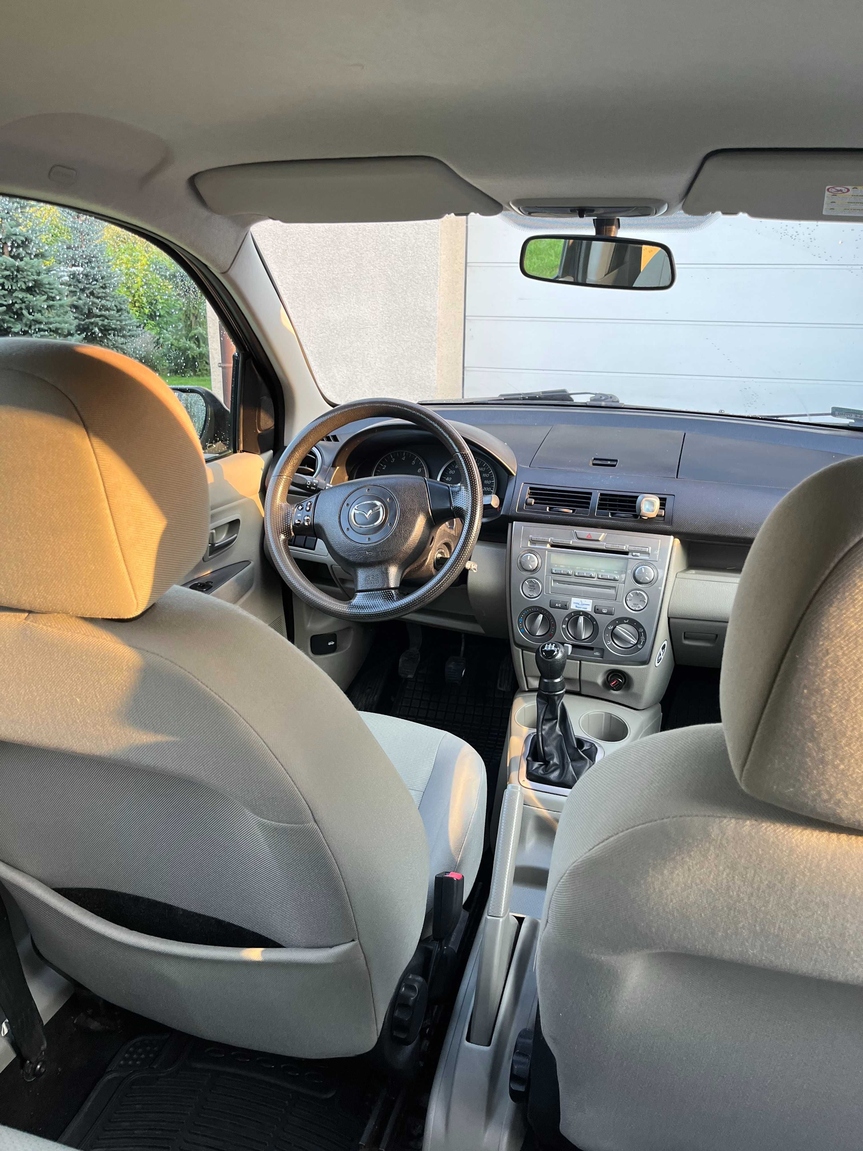 Mazda 2, 2006 rok.