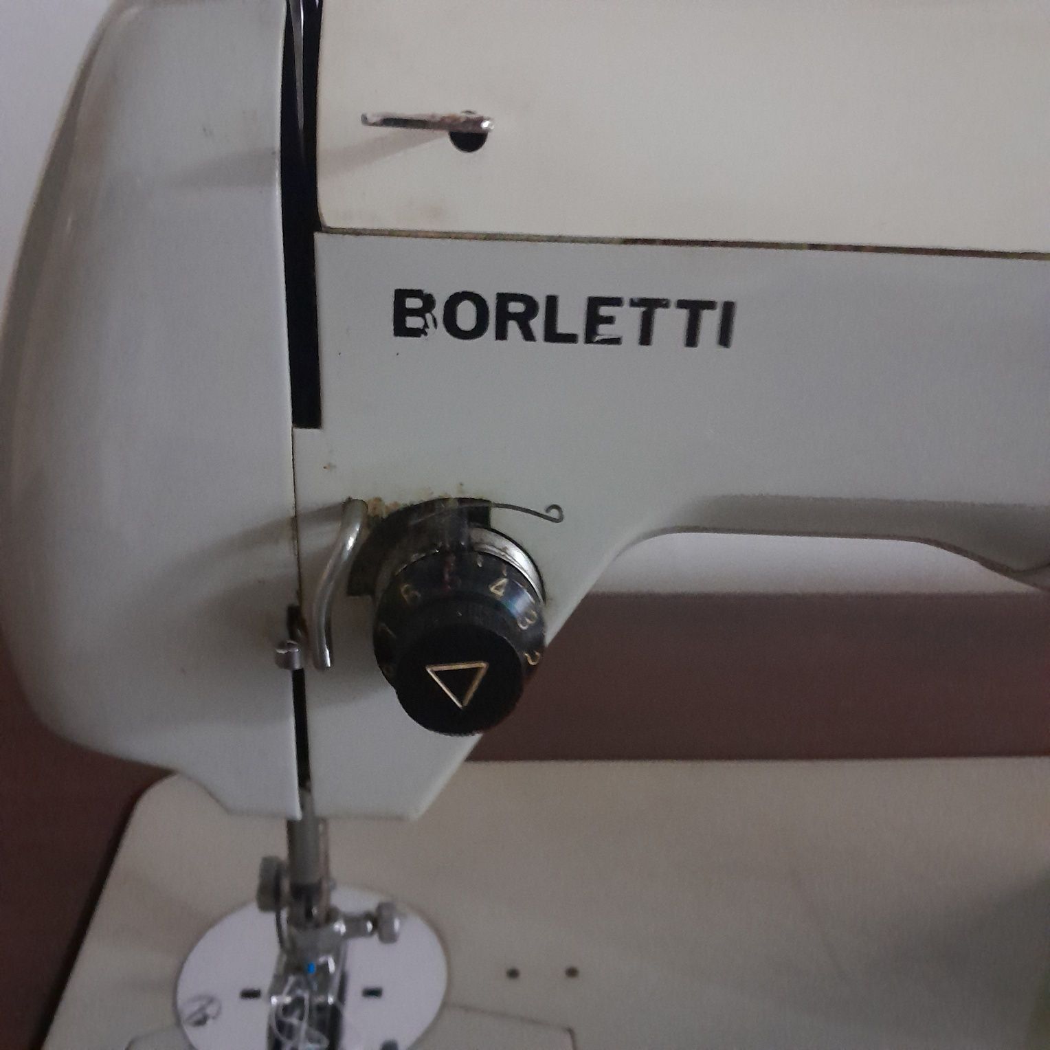 Maquina de Costura Borletti