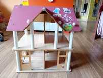 Domek drewiany dla lalek