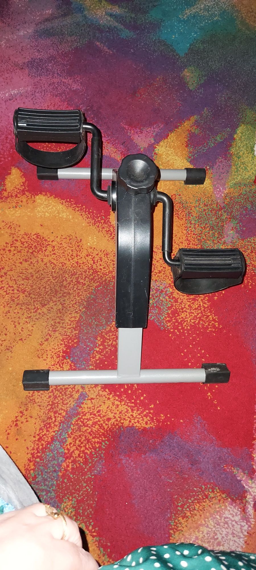 Pedaleira - Exercitador de pernas e braços com contador