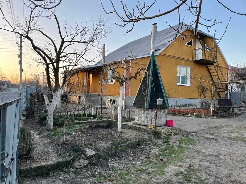 Продам приватний будинок у с.Смотрич 3 км від Кам’янця-Подільського