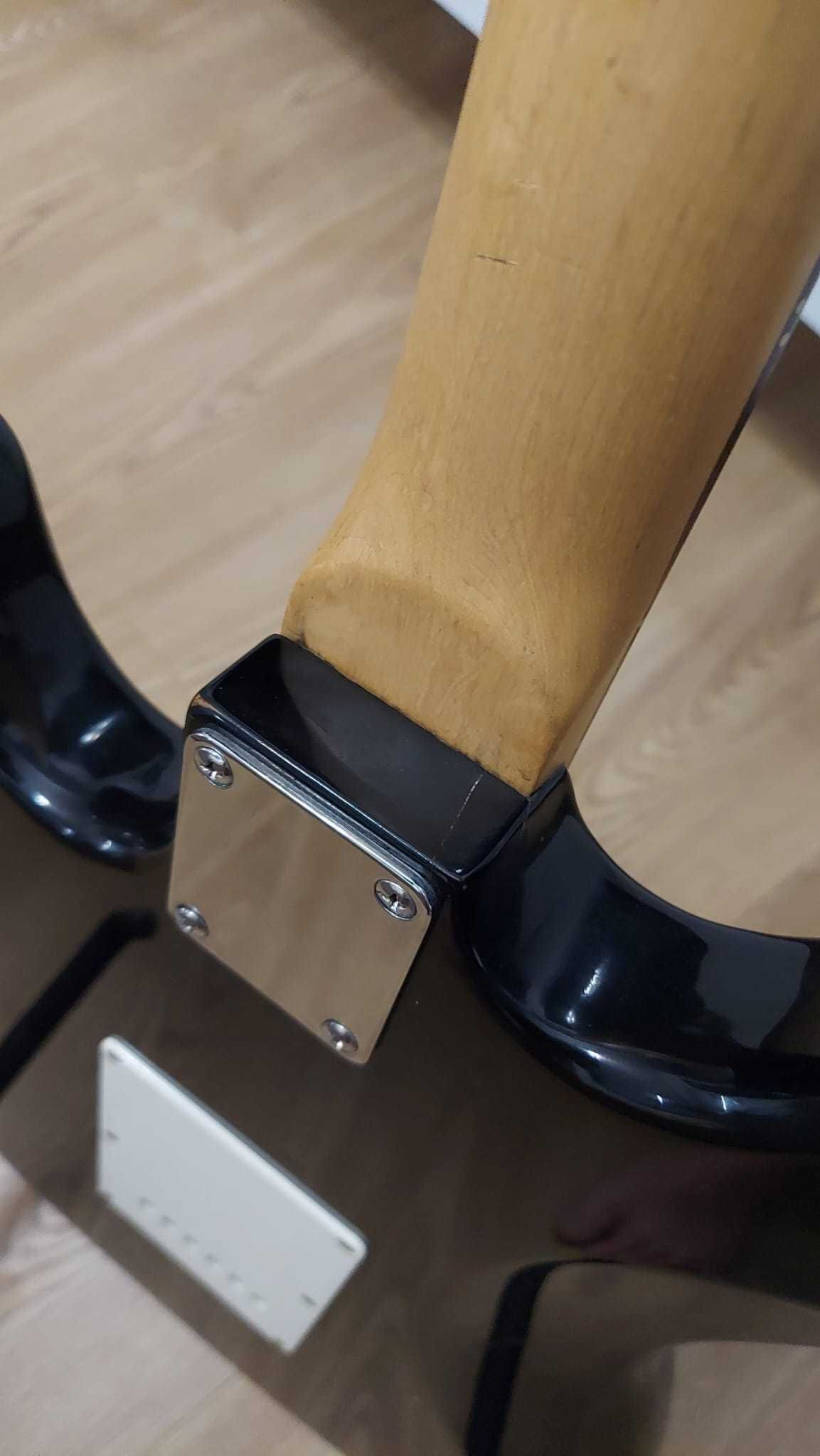Gitara elektryczna Encore typu Stratocater