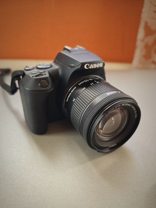 Фотоапарат CANON EOS 250D 18-55 IS STM