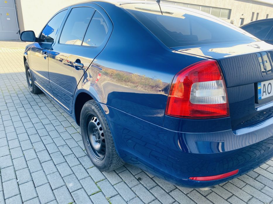 Продам skoda octavia A5 1.6 TDI