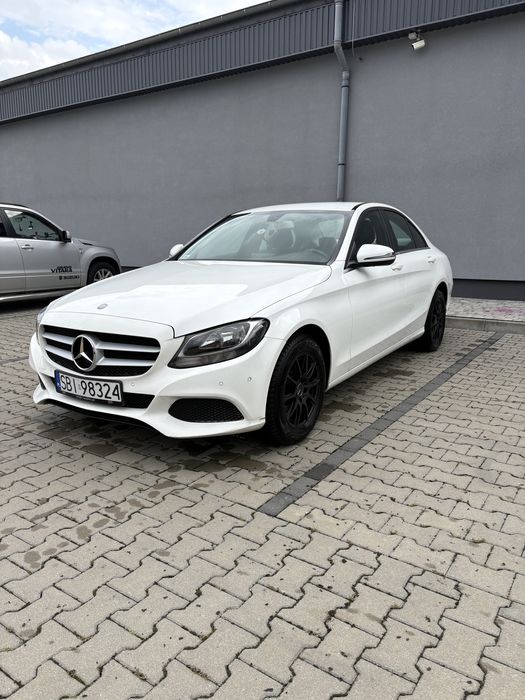 Mercedes C200d samochod osobowy