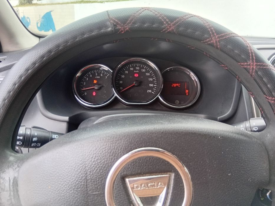 Dacia logan 2013 gasoleo 2399 € negociáveis