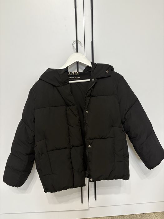 Продам дитячу теплу куртку Zara