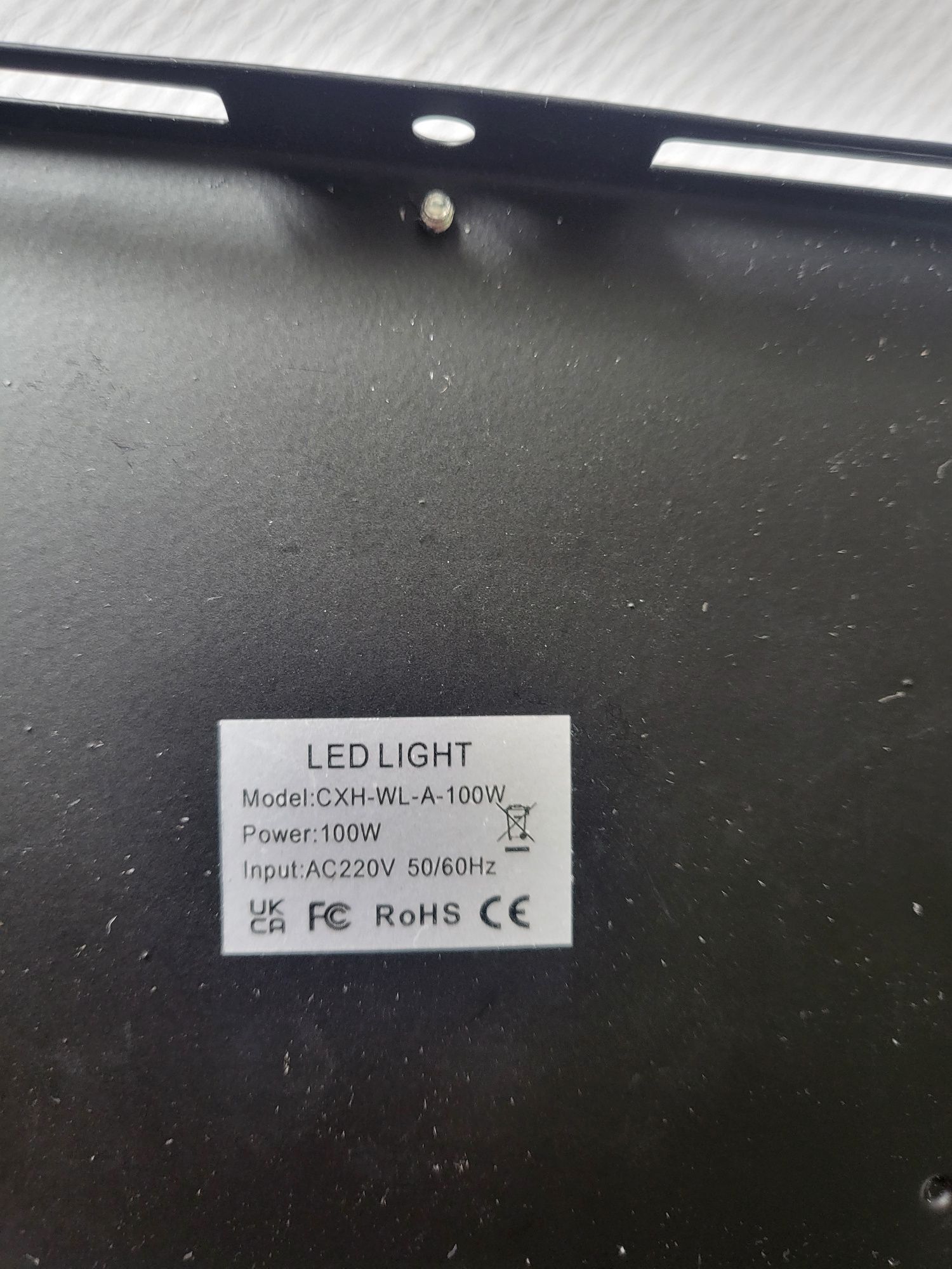 Lampa opalająca 100 w uroda