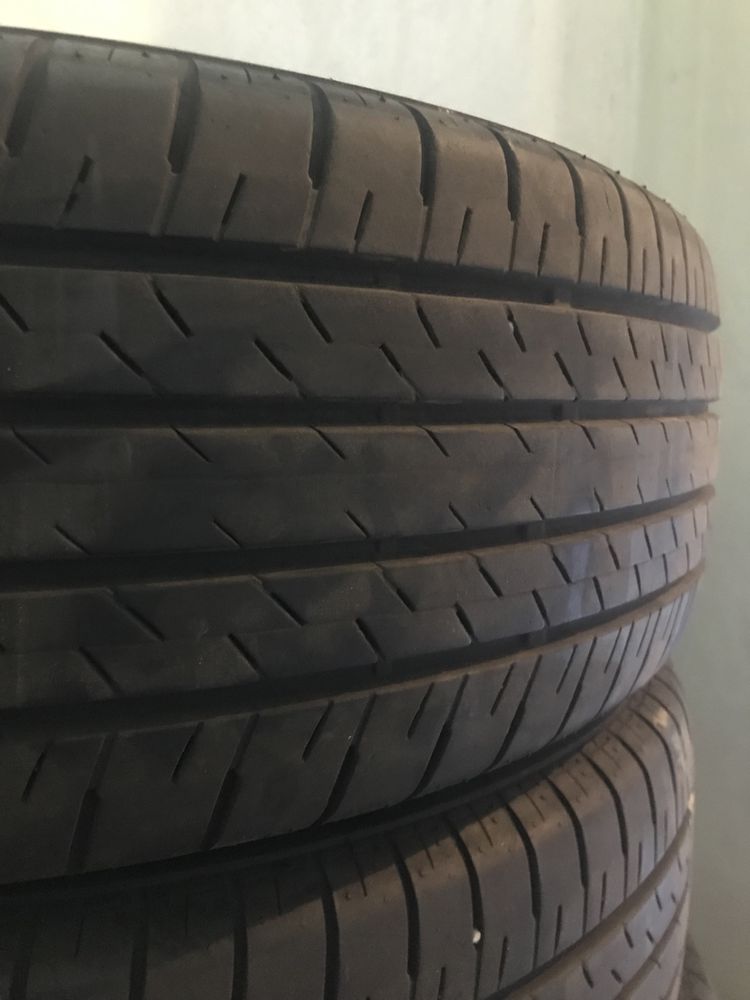 Шини літні Bridgestone Alenza 225/60 R18