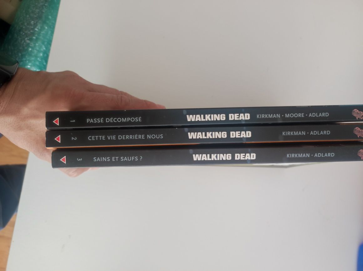 Walking dead n°1 , 2 e 3 em Francês