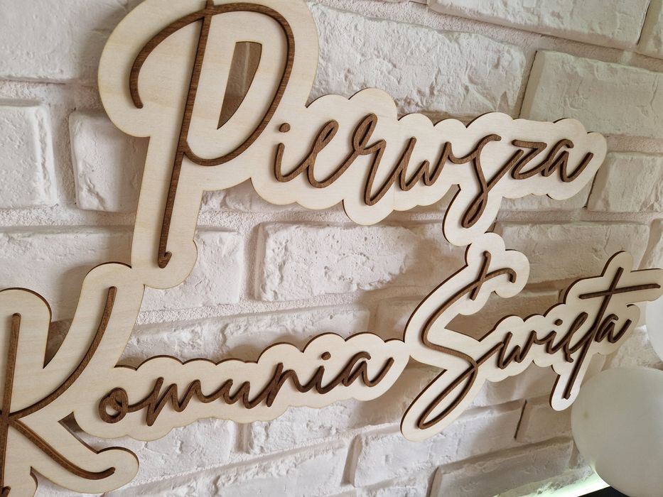 Pierwsza Komunia Święta- drewniany napis