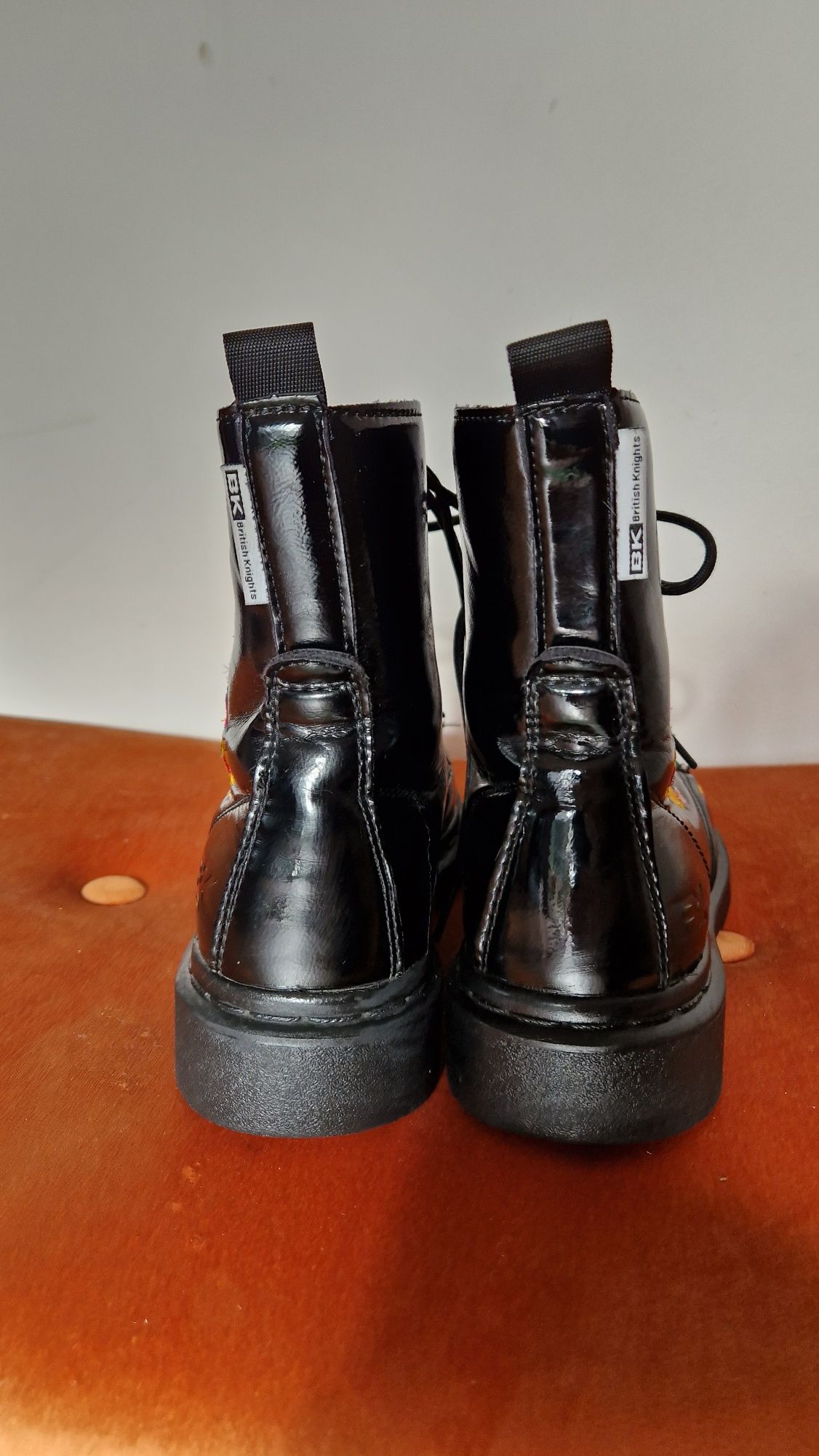 Buty dziewczęce rozm. 35