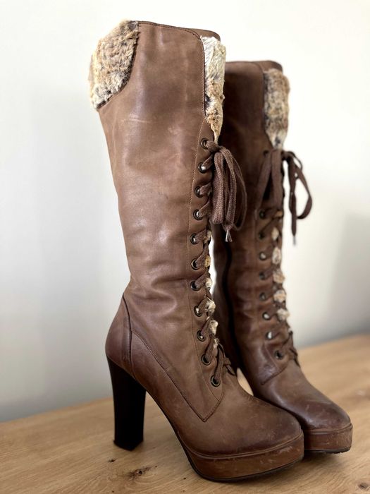 Eleganckie zimowe kozaki z futerkiem