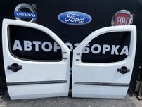Дверкі дверь двері права ліва Фіат Добло Fiat Doblo 223 передня