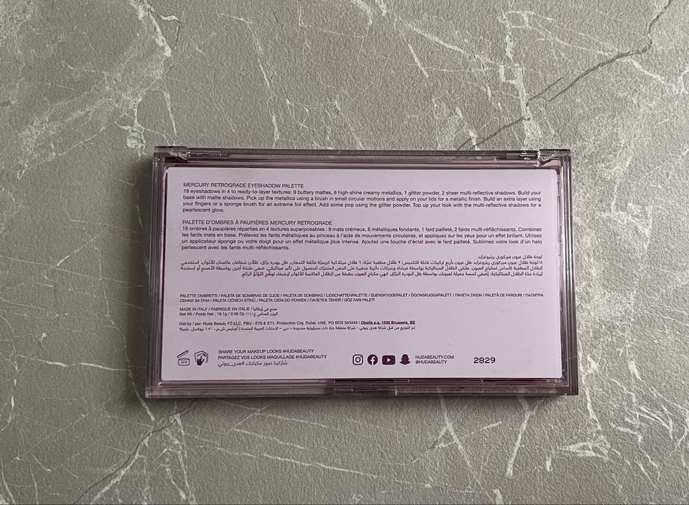 Huda Beauty Mercury Retrograde Paleta