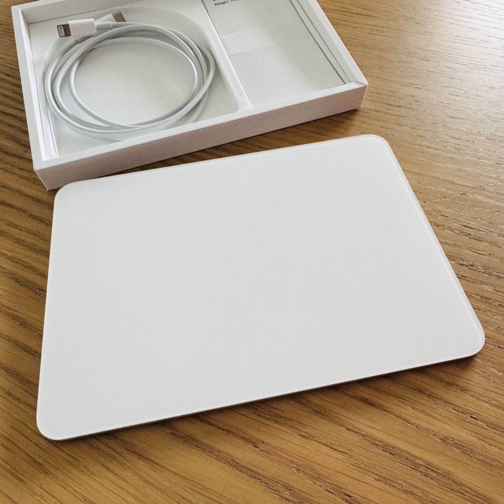 Apple Magic Trackpad - gładzik, stan idealny