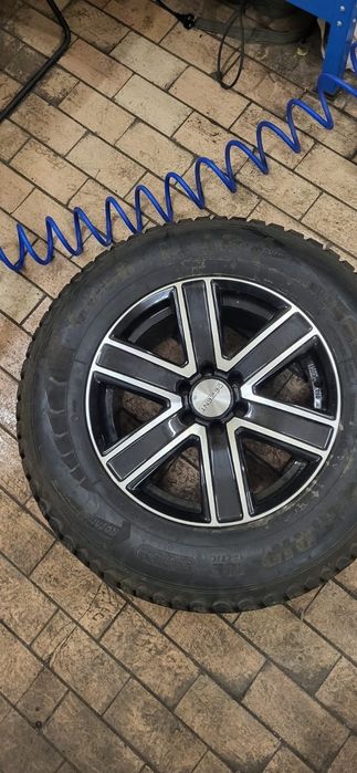 Koła felgi alufelgi 245/70/17 6x114,3 mm. Nissan Navara zima zimowe