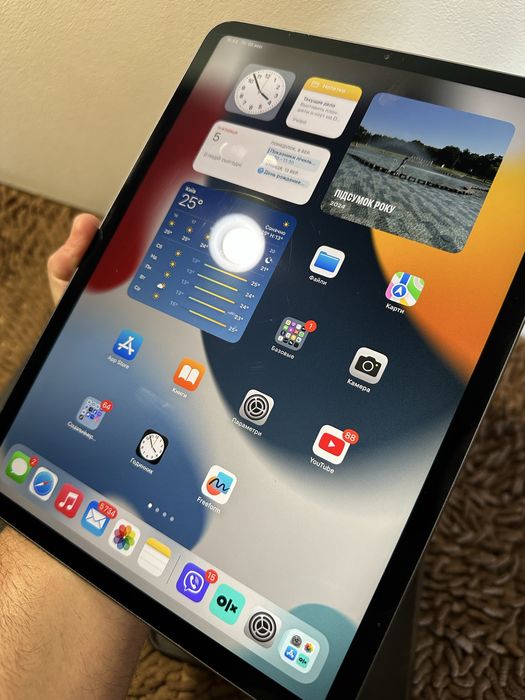 Два робочі планшета iPad Pro 11 та 12,9 2020 рік по 256Gb